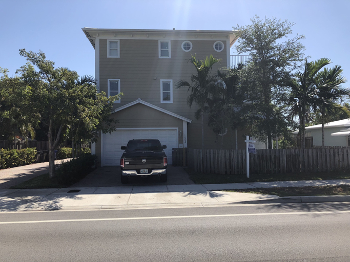 Exterior & Views, Private Home by Ideal Experience VR, Broward