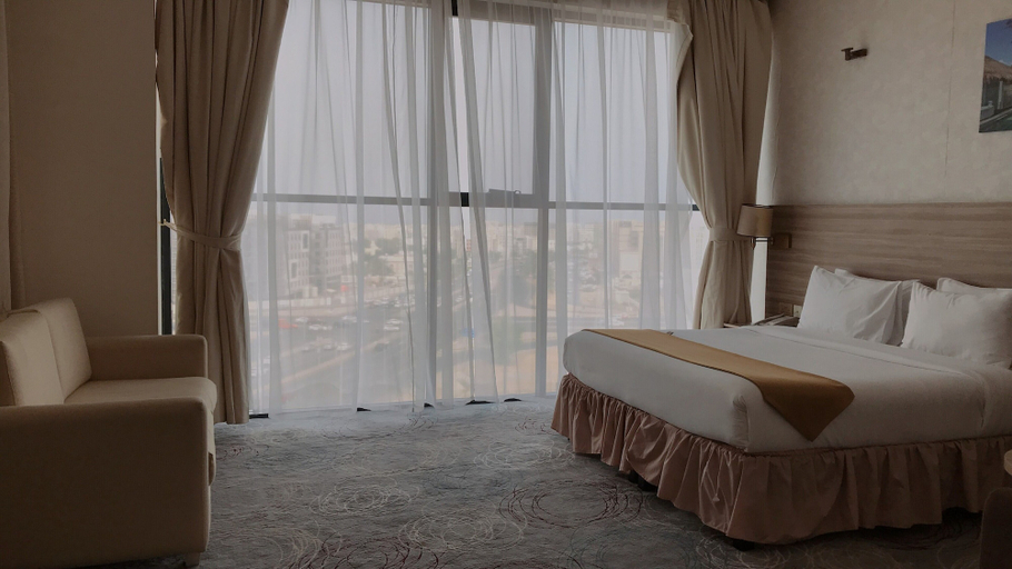 Bedroom 2, Grand Tourist Hotel, Bausher