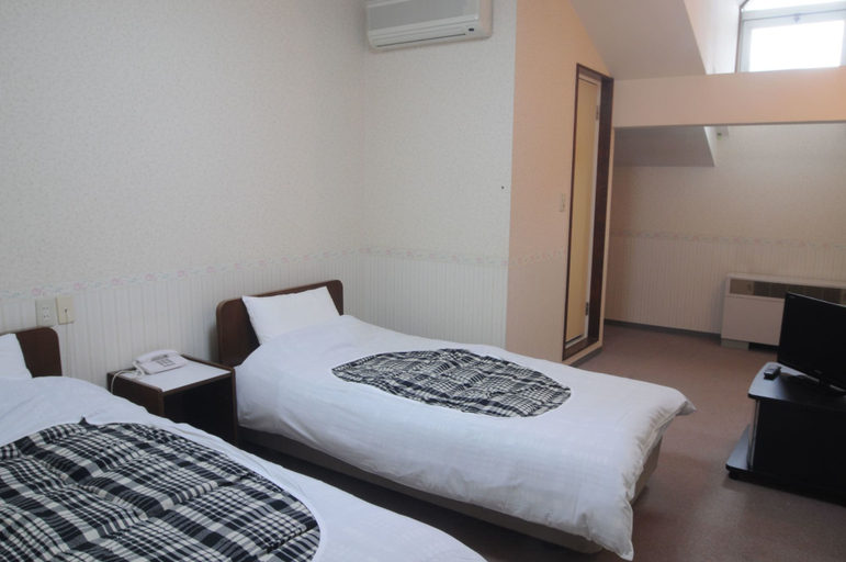 Bedroom 3, Hotel Bonfire, Hakuba
