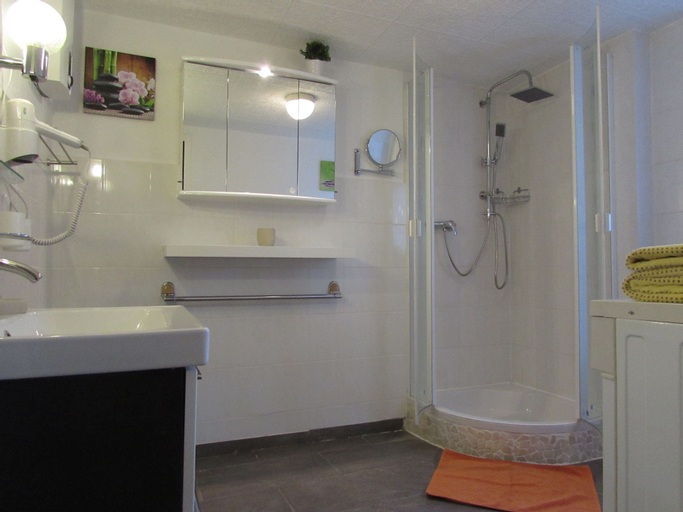 Bedroom 5, Dorfstüffje, Euskirchen