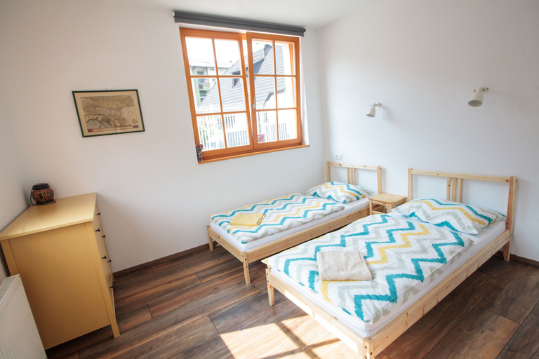 Bedroom 2, BikeSki B&B, Mežica