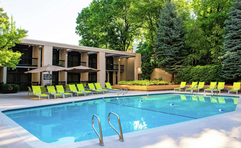Sport & Beauty 2, DoubleTree by Hilton Hotel Portland, Multnomah