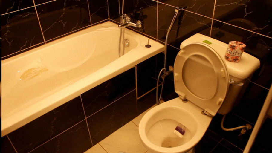 Bathroom 5, HI POINT HOTEL AND SUITES, Oshodi/Isolo