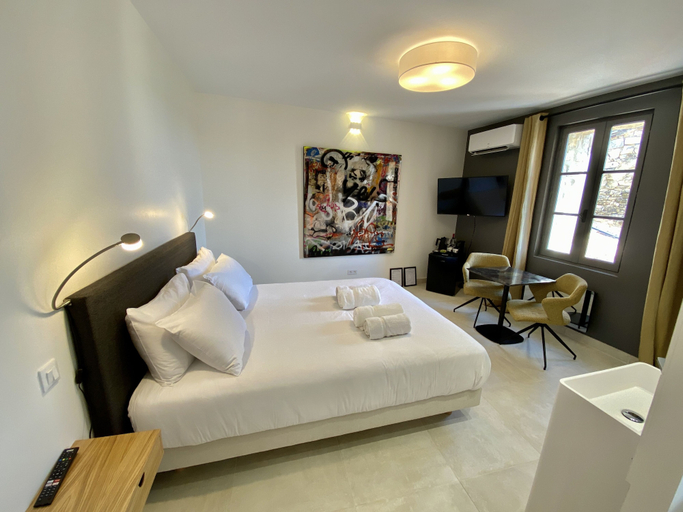 Bedroom 3, La Maison des Vendangeurs, Gard