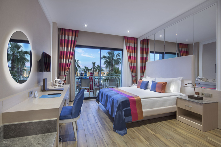 Bedroom 4, Granada Luxury Belek - All Inclusive, Serik