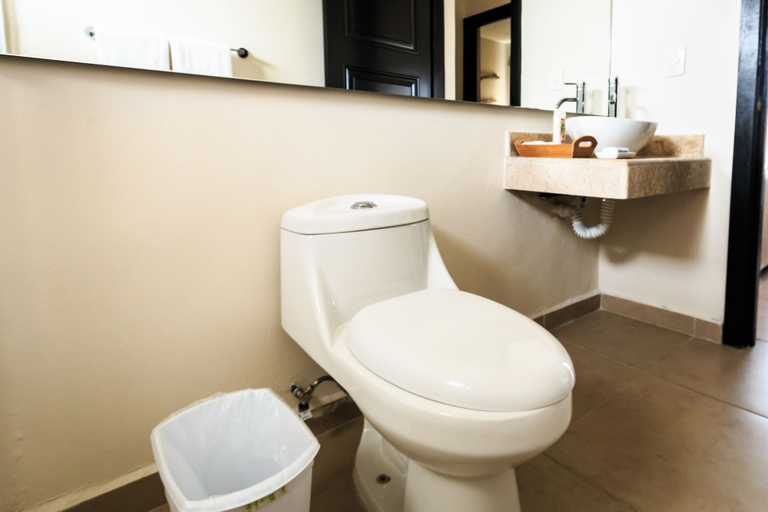 Bathroom 4, Sáamal 707 4G, Cozumel