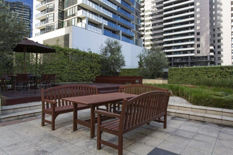 Exterior & Views 2, Platinum Apartments on Whiteman St, Melbourne