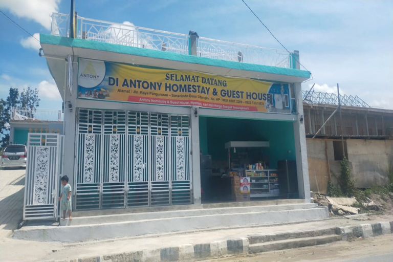 Exterior & Views 1, EXPRESS O 92194 Antony Homestay, Samosir