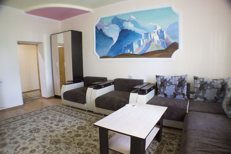 Others 5, Hotel Syurpriz 1, Privolzhskiy rayon