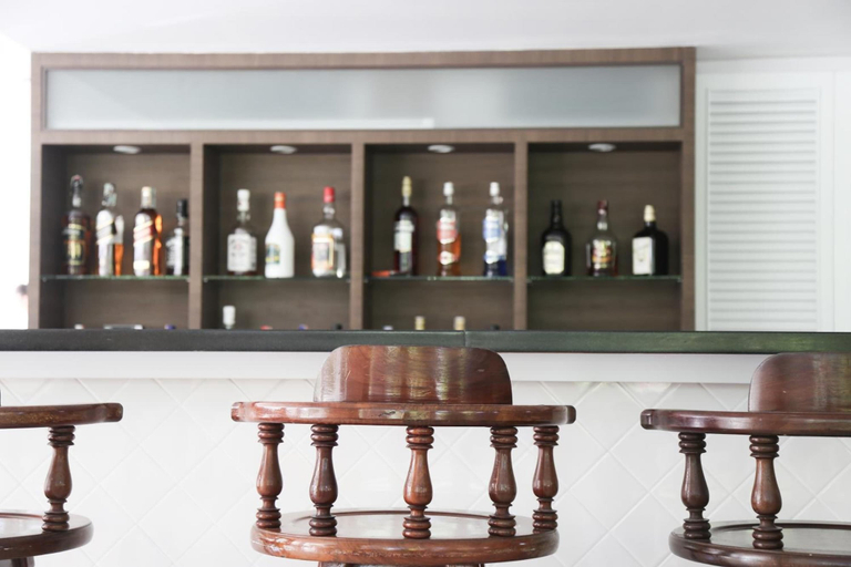 Food & Drinks 5, Hotel de Karon, Pulau Phuket