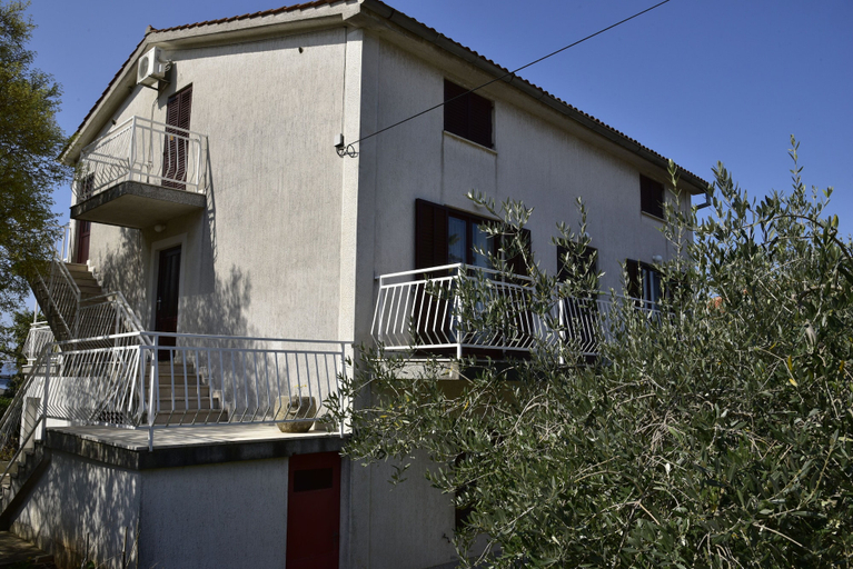 Exterior & Views, Apartments Maestral, Malinska-Dubašnica