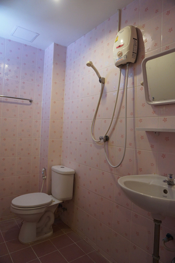 Bathroom 5, Bonita House, Phra Nakhon