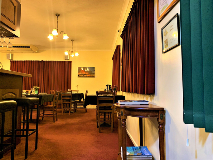 Food & Drinks 4, Silo Motor Inn Biloela, Banana