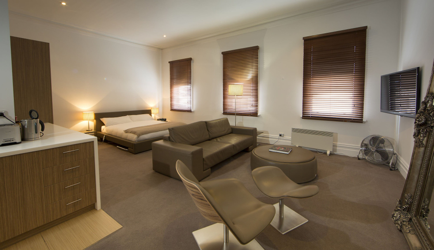 Others 4, The Ikon Hotel, Burnie - Pt A