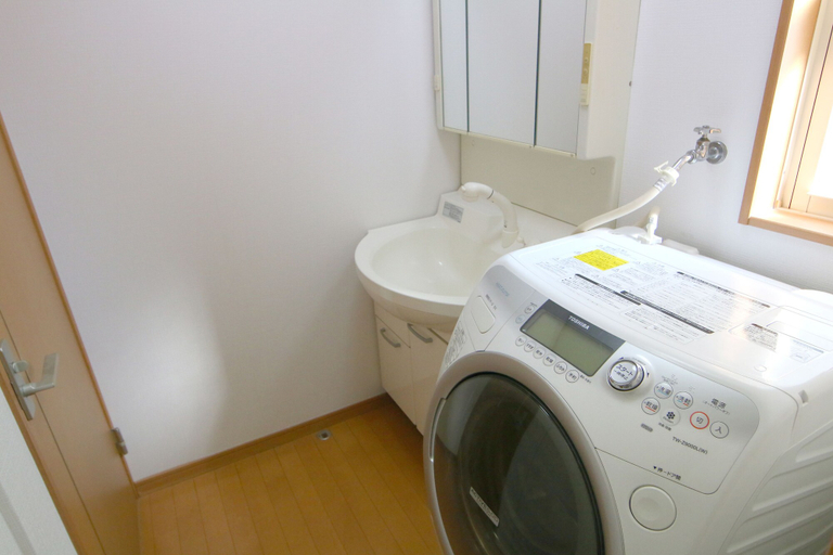 Bathroom 3, Vacation Rentals AKASAKA, Fukuoka