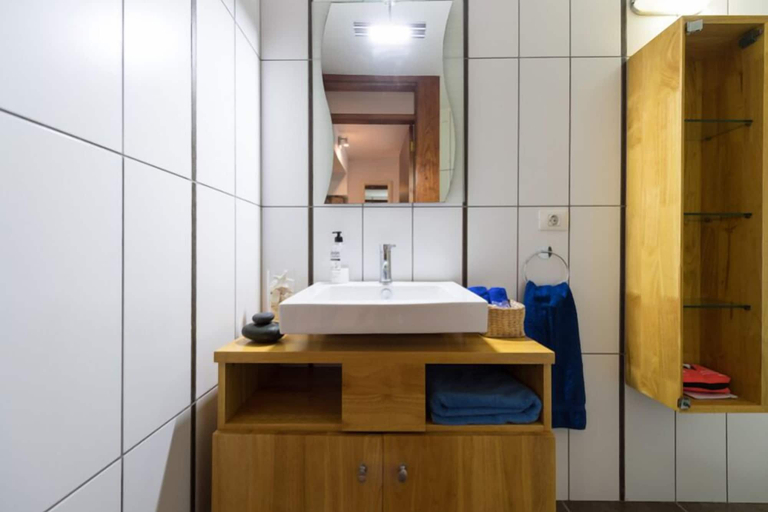 Bathroom 3, La Ventana de San Cristóbal, Las Palmas