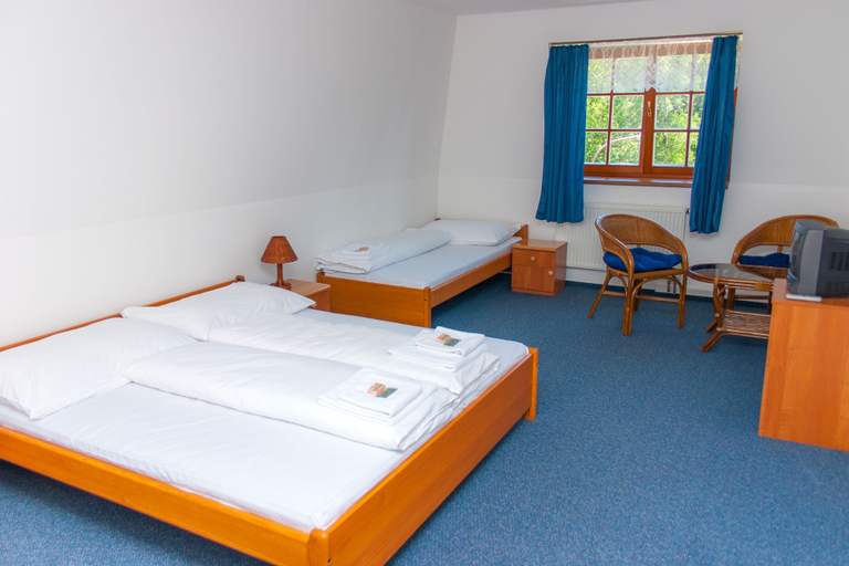 Bedroom 3, Hotel Na Pláži, Český Krumlov