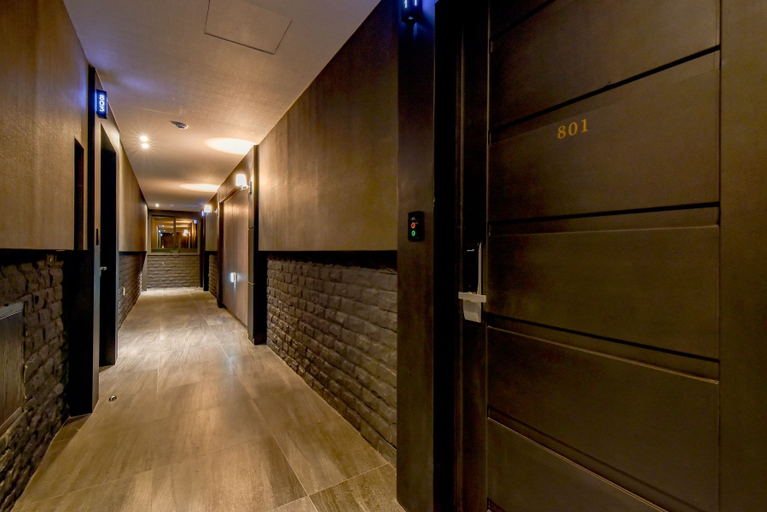 Others 4, French Code Hotel, Jinhae