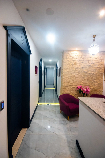Others 2, Center Luxury Rooms 2, Split