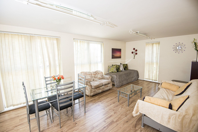 Others 5, Park Hall Suites, Manchester
