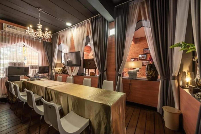 Food & Drinks 5, Sudyod Apartment, Bang Plad