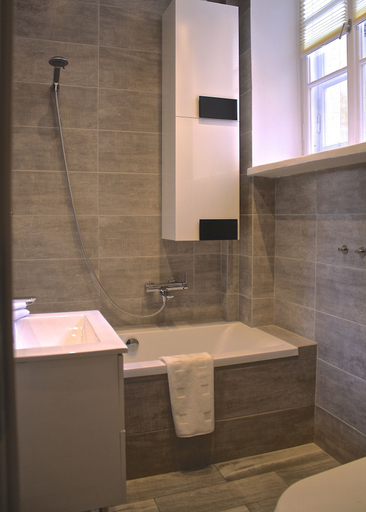 Bathroom, Old Town Snug, Warsaw