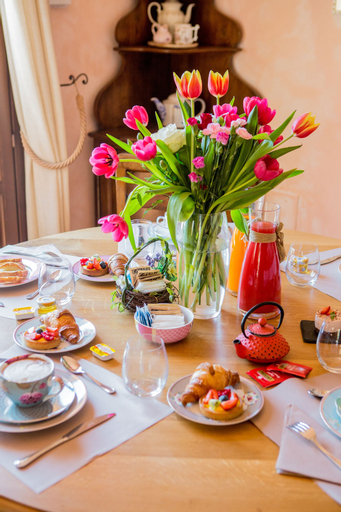 Food & Drinks 6
