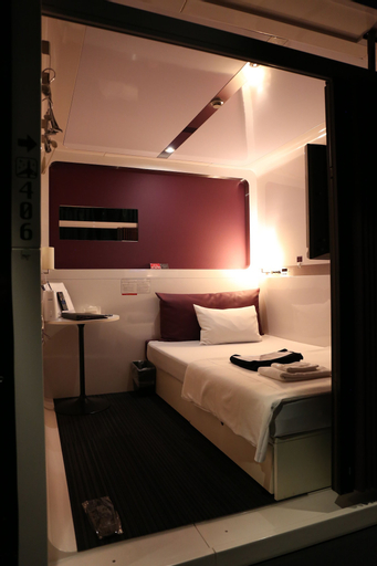 Bedroom 21