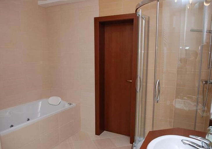 Bathroom 3, Hotel Tilia, Pezinok
