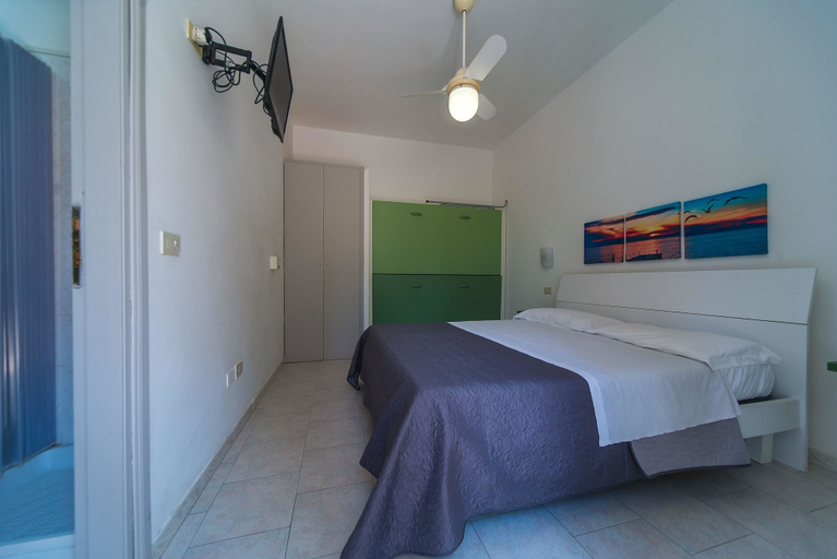 Bedroom 2, Albergo Belvedere, Latina