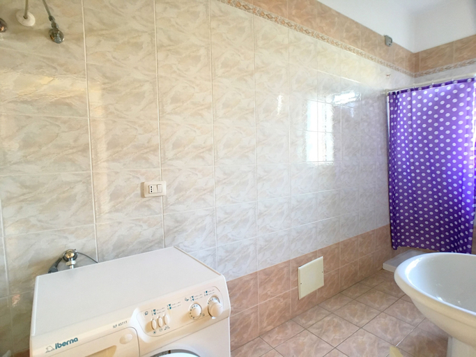 Bathroom 4, Appartamento Emma, Lecce