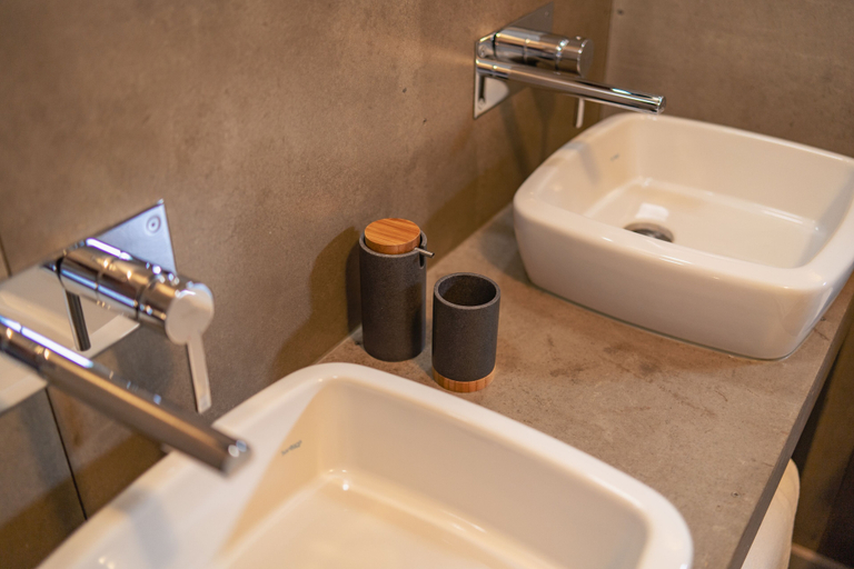 Bathroom 4, My Bed in Pico, Madalena