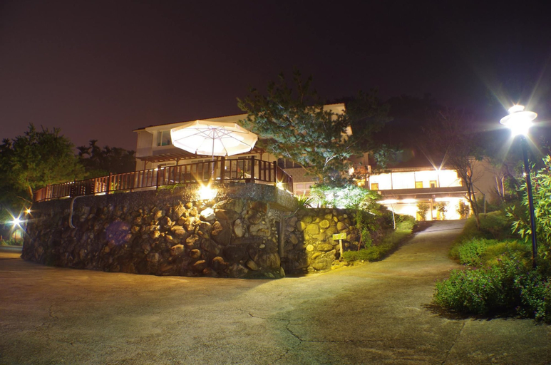 Exterior & Views 2, Zen and Pine Resort, Nantou