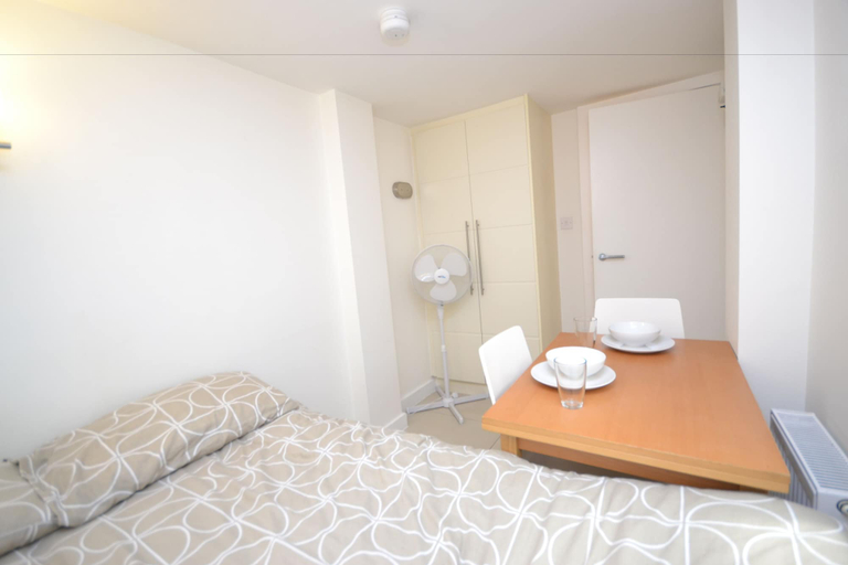 Bedroom 4, SS Property Hub - Studio near Hyde Park Paddington, London