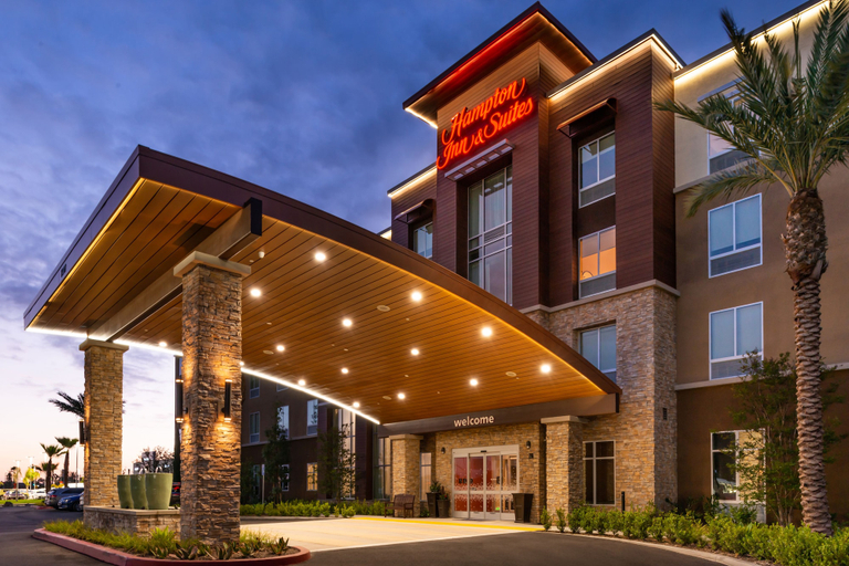 Exterior & Views 2, Hampton Inn & Suites Buena Park, Orange