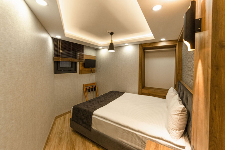 Bedroom 3, World Heritage Center Hotel, Fatih