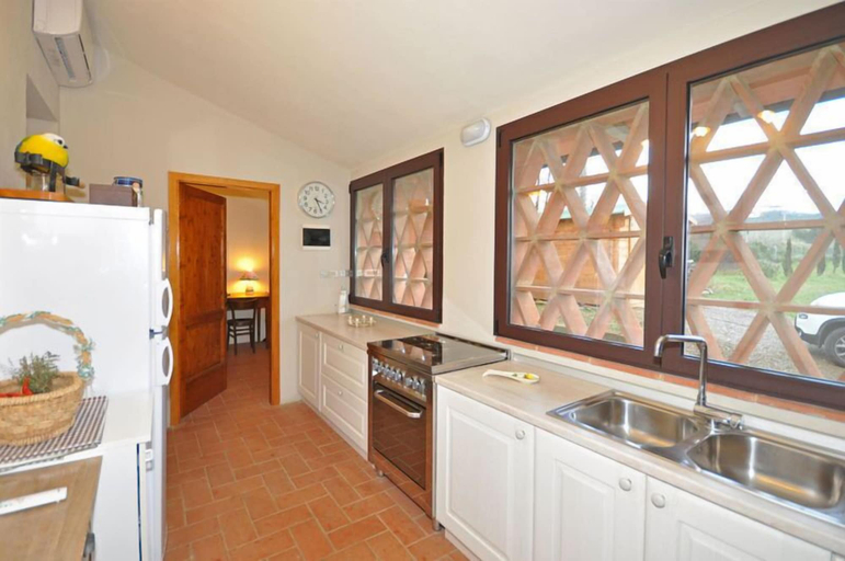 Others 5, Casa Ovile, Florence