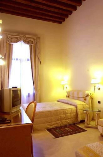 Bedroom 3, Ca' Bauta, Venezia