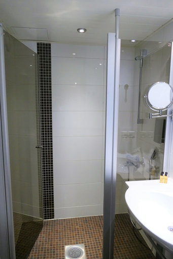 Bathroom 4, Hotel Kalliohovi, Satakunta