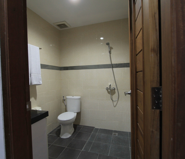 Bathroom 5, The Kutaya , Badung