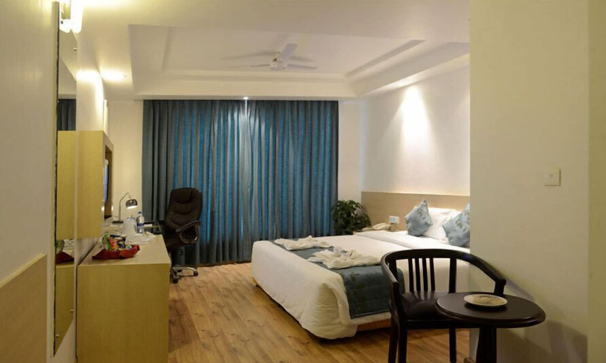 Bedroom 3, Hotel Amer Greens, Bhopal
