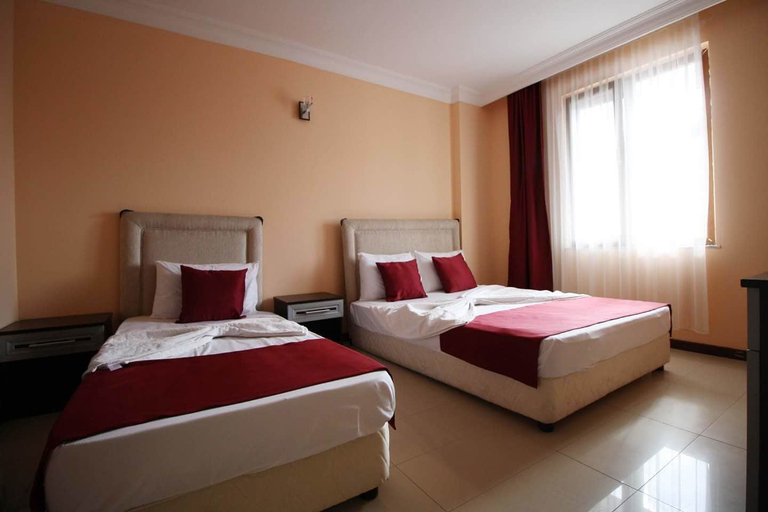 Bedroom 2, Veli's Suit, Marmara