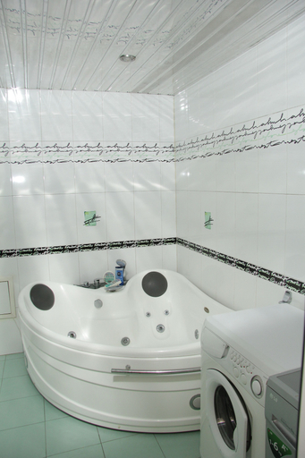 Bathroom 2, Rafael Hostel, Yerevan