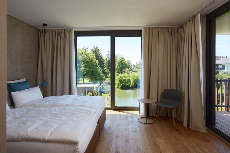 Bedroom 3, Sternen Bohlingen Aparthotel, Konstanz