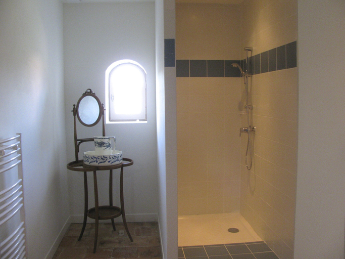 Bathroom 3, Domaine de Puychêne, Aude