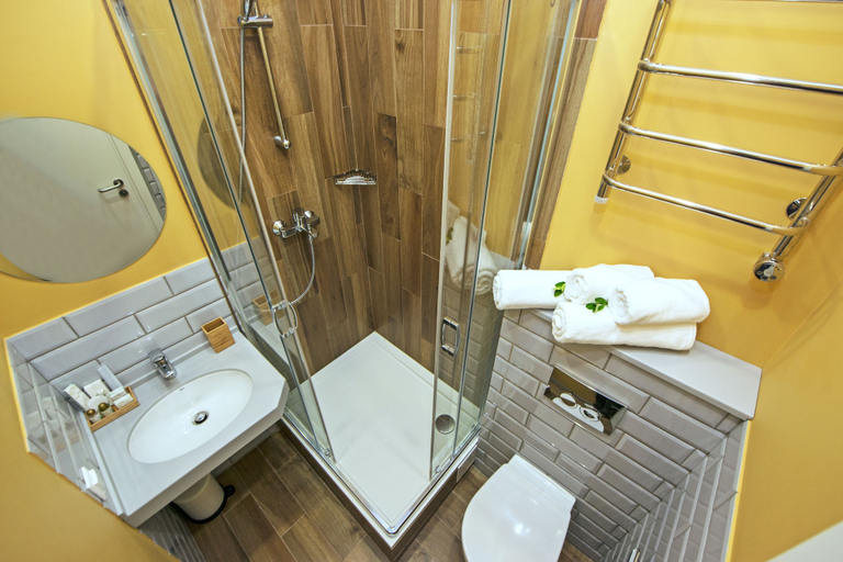 Bathroom 3, Horoshov Hotel, North-Western