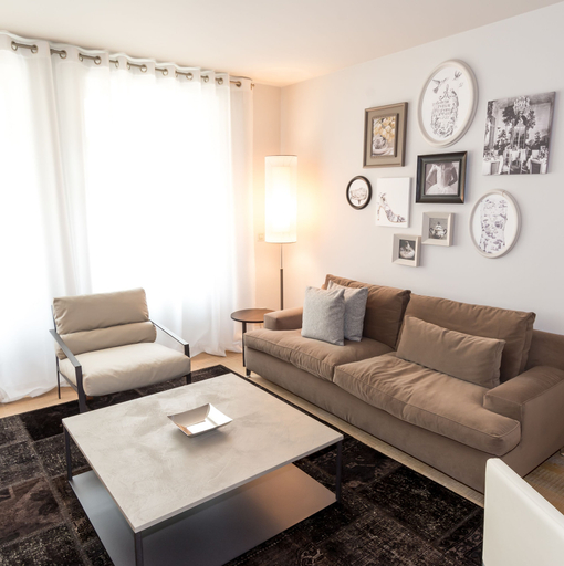 Others 5, Guillaume Suites, Luxembourg