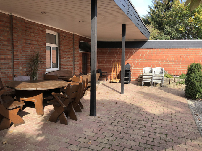 Exterior & Views 2, Landgasthaus Fischer, Schaumburg