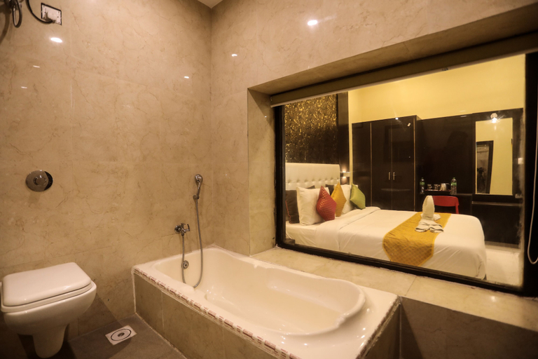 Bathroom 5, Hotel Grand Bhagwat, Udaipur