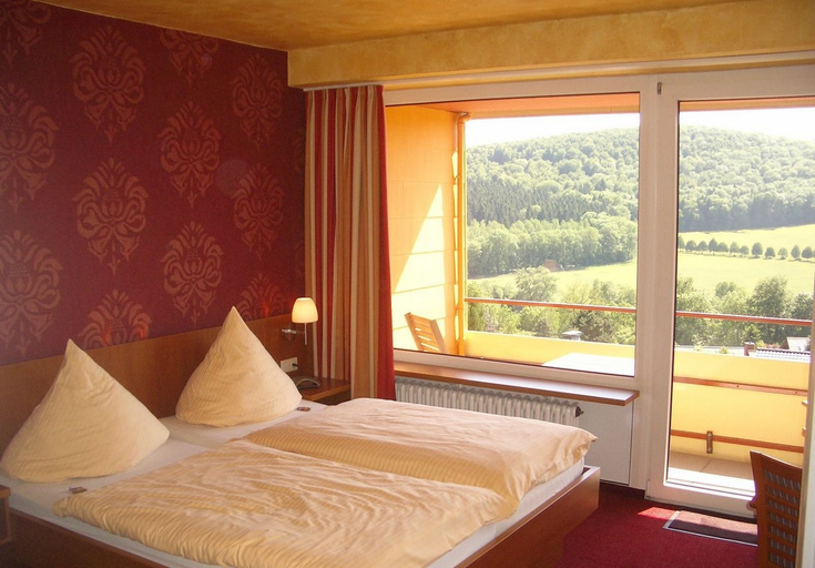 Bedroom 3, Hotel Waldcafé Jäger, Höxter